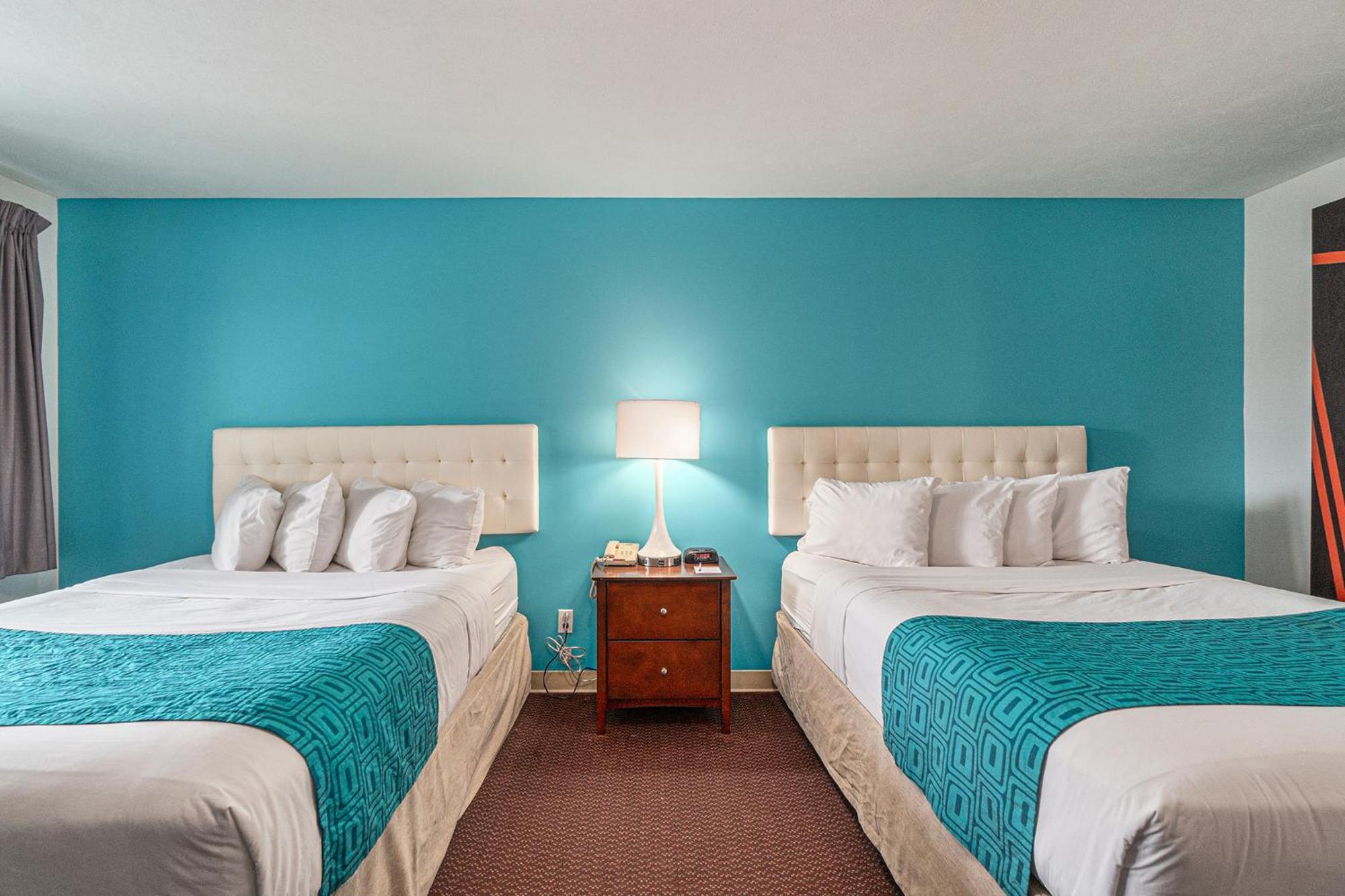 Howard Johnson By Wyndham Traverse City Buitenkant foto